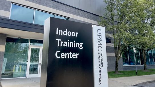 Final: NFL Draft, Rounds 4-7 taken on the South Side (Live coverage). Photo by DEJAN KOVACEVIC / DKPS